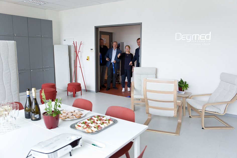 DEYMED Supported the Opening of a New Student Workspace at Brno University of Technology